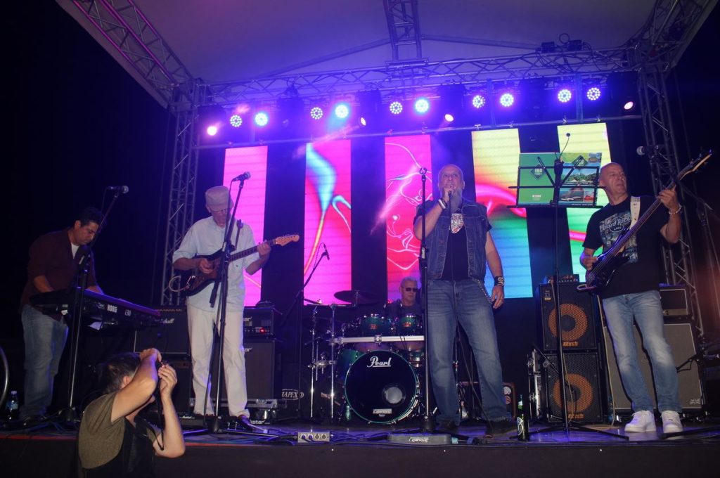 ZROK fest: Drž' Ne Daj!, Po Kratkom Postupku, Ectratis