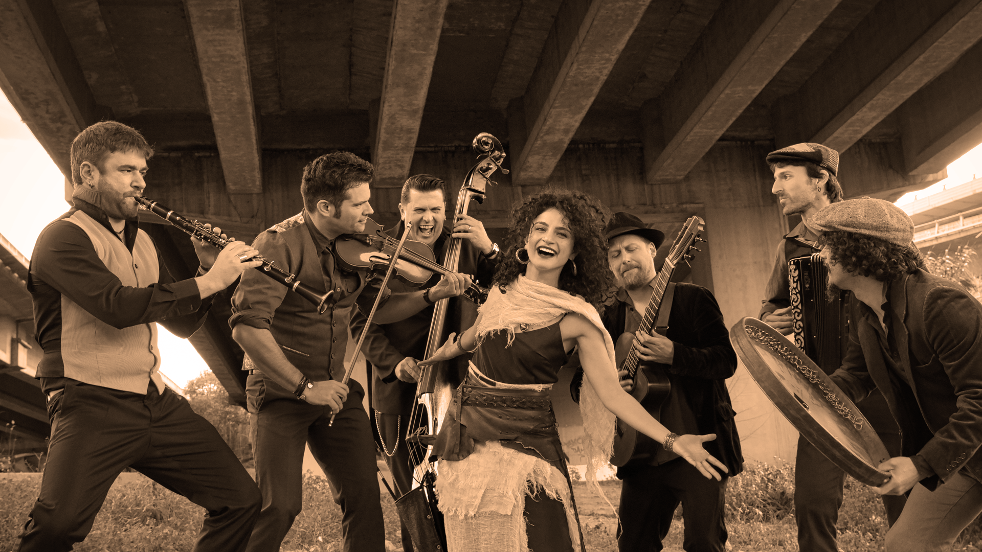 Barcelona Gipsy balKan Orchestra