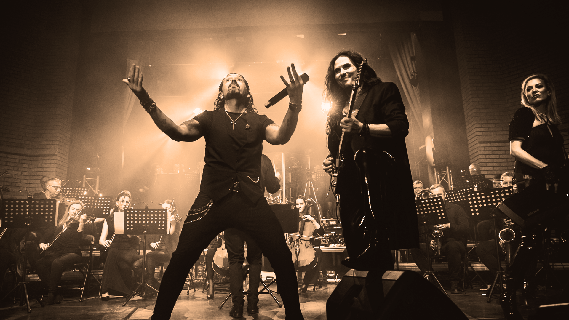 Ronnie Romero & Alogia