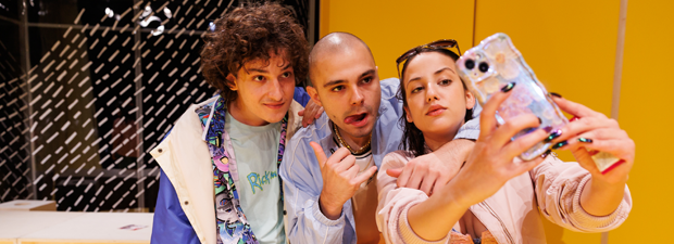 SJAJ ZVEZDA NA PLAFONU