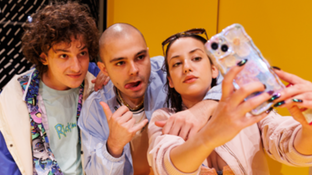 SJAJ ZVEZDA NA PLAFONU