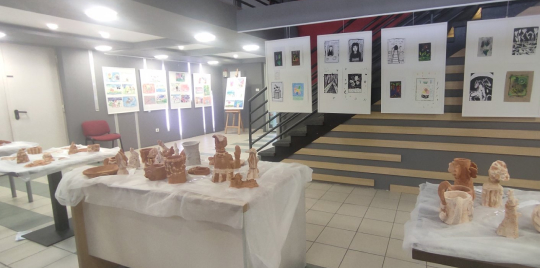 IZLOŽBA DEČJIH RADOVA