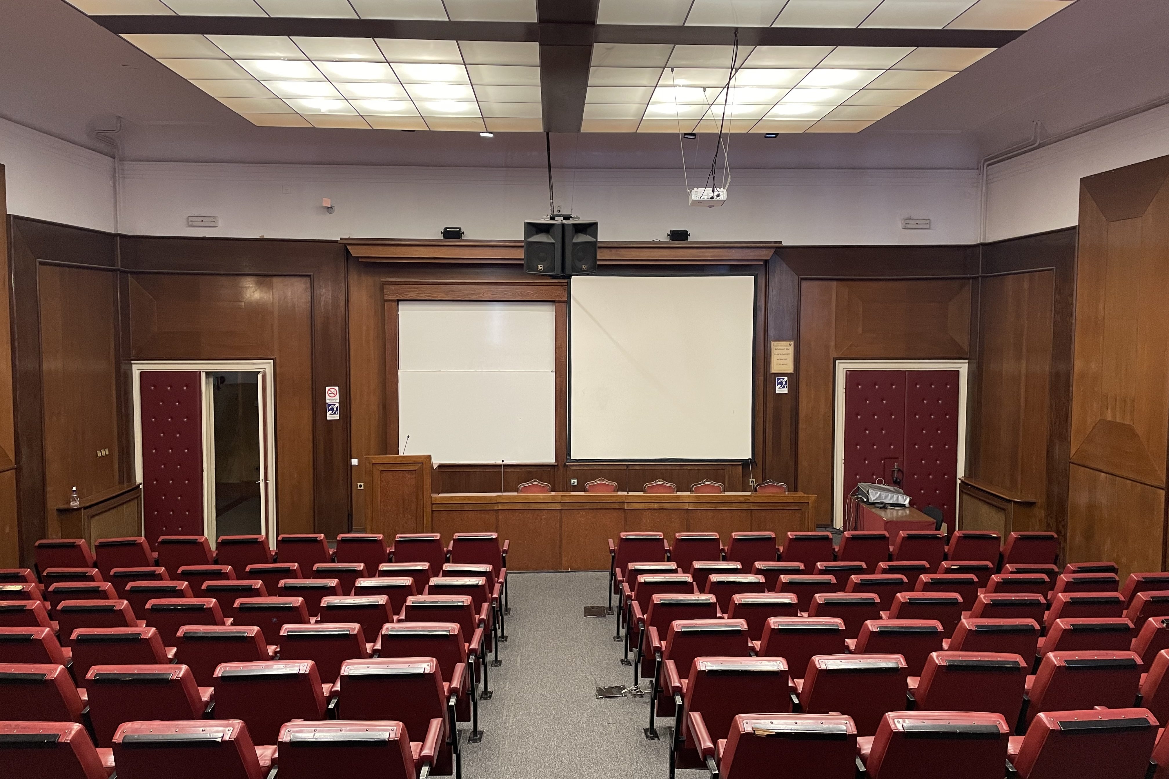 Ciklus predavanja profesora Sedmaka i Ćorića Ponedeljkom u 18 Mala sala