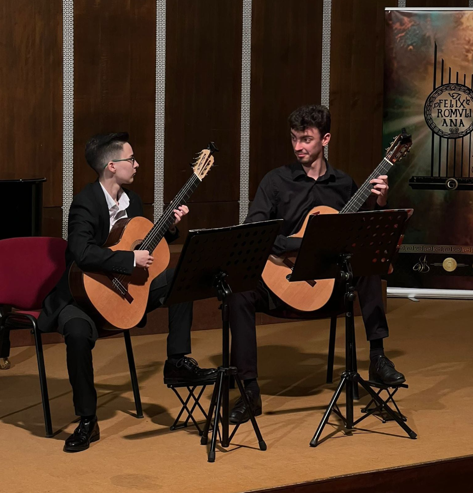 25 KONCERATA ZA 25 GODINA GVARNERIJUSA – gitarski duo MELANIJA & ALEKSANDAR